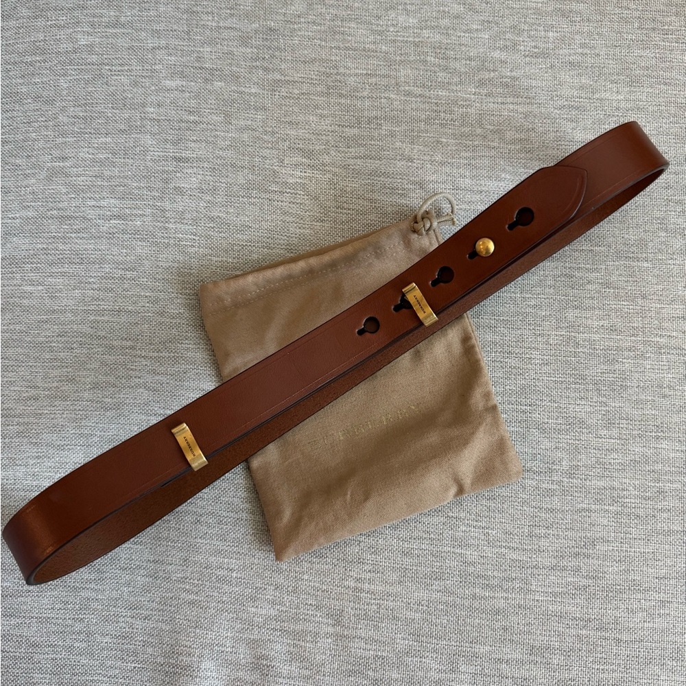 New without Tags Burberry Bridle Leather Ashmore 30MM belt in Brown
